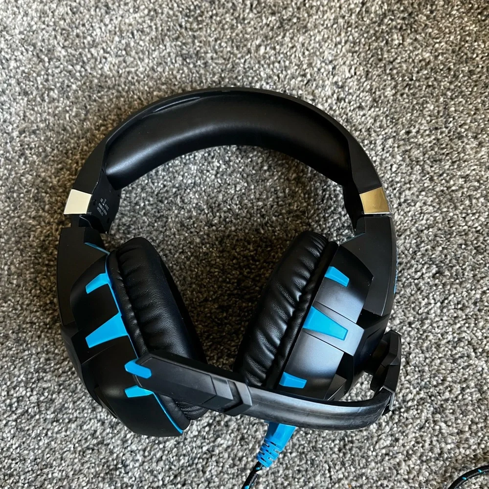 Gaming Headset with microphone. Never Used.